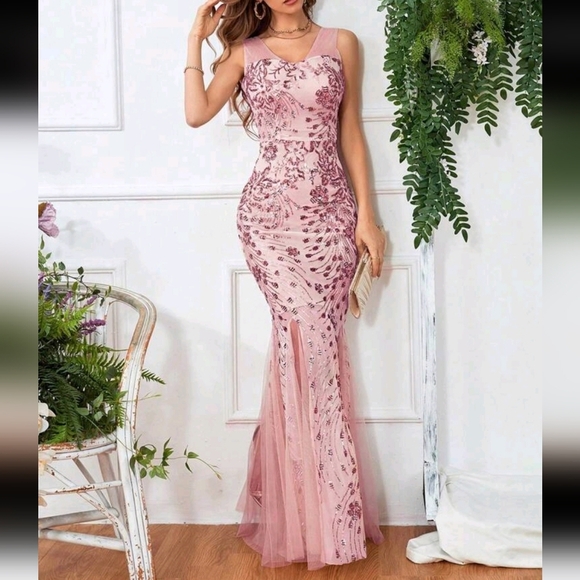 Split Thigh Contrast Sequin Mesh Prom Dress, Elegant Formal Evening - Picture 1 of 5